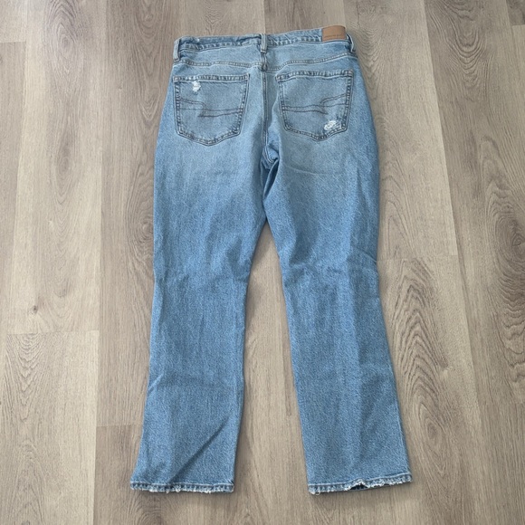 NWOT American Eagle Outfitters Light Blue Distress High Rise Straight Leg Jeans - Picture 4 of 5
